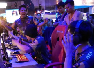 MiTH.tAf ปลดล็อคคว้าแชมป์ CELEBRATION MATCH 2015